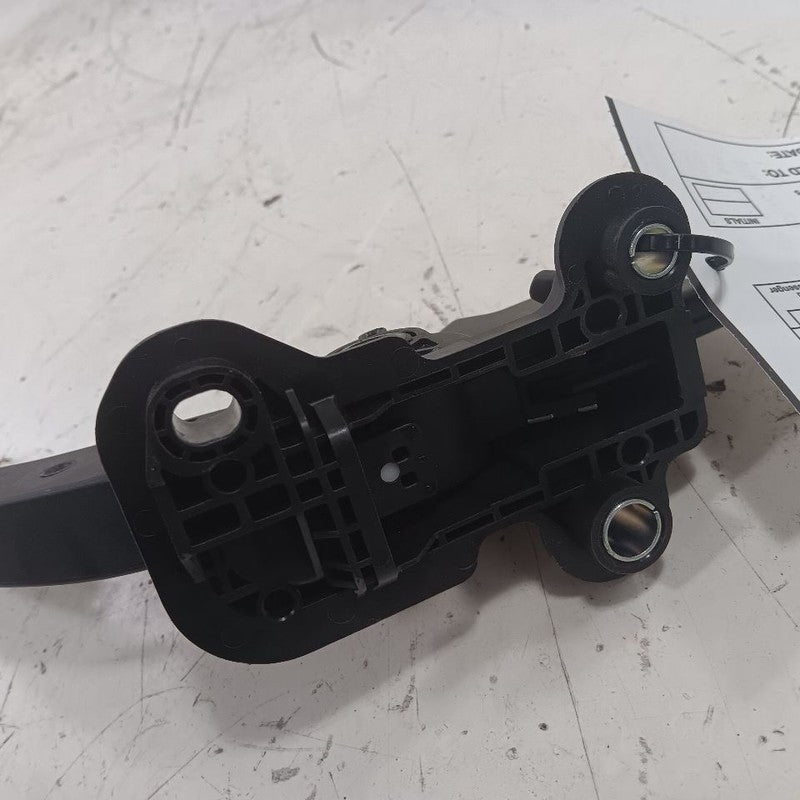 Mitsubishi Outlander Sport Gas Pedal  2019 2020 2021 2022