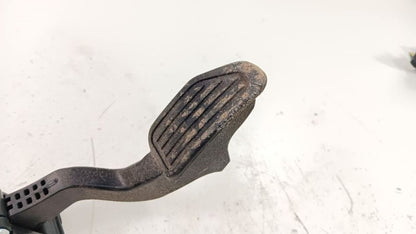 Toyota Prius Gas Accelerator Pedal    2012 2013 2014 2015 OEM