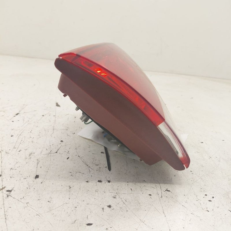 Driver Left Rear Tail Light Brake Lamp Incandescent Fits 16-18 Kia Sor