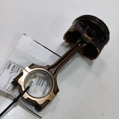 Nissan Altima Single Piston With Connecting Rod   2.5L 2017 2016