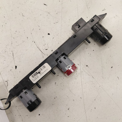 Fiat 500 X Model   Hazard Switch 4 Way Flasher Button  2016 2017