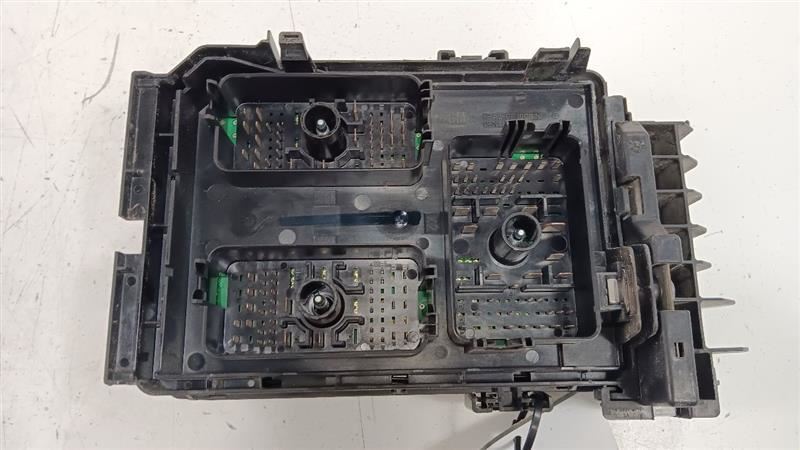 84809671 Fuse Box Engine Fits 18-19 EQUINOX