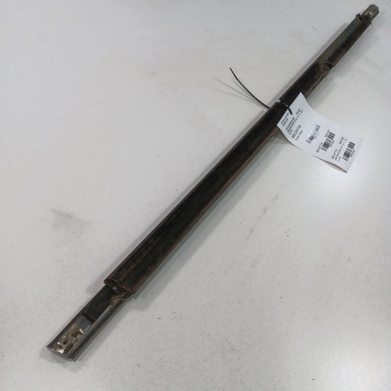 Chrysler 300 Door Glass Window Weather Strip Trim Rear Left Driver Back 2016