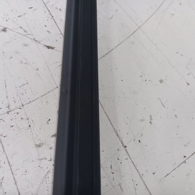 Hyundai Elantra Left Front Weather Strip Interior  2017 2018 2019 2020