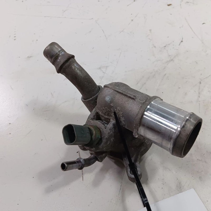 FIAT 500 2.4 Thermostat Housing Mount Bracket  2017 2016 OEM