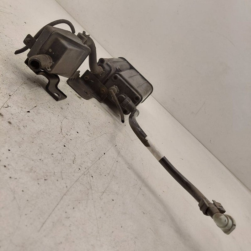 Hyundai Veloster Fuel Vapor Canister Charcoal Evaporator Can 2017 2016