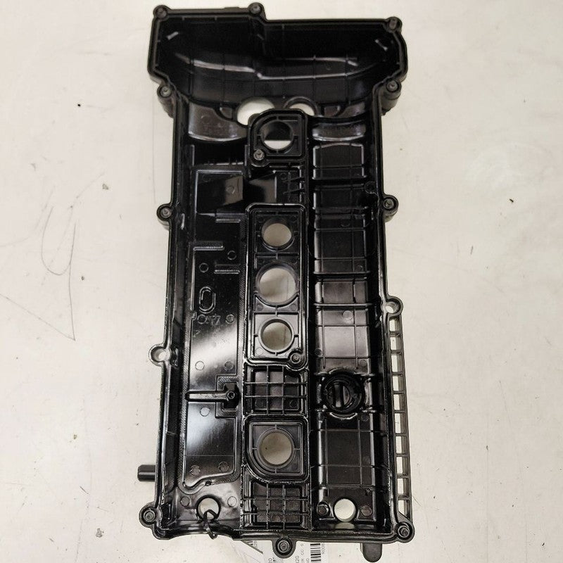 Ford Ecosport Engine Cylinder Head Valve Cover  2.0 2020 2021 2022 OEM