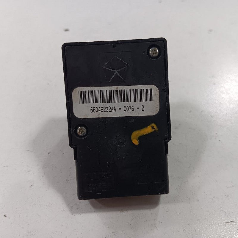 Chrysler 300 Driver Left Seat Lumbar Switch  2015 2016 2017 2018 2019