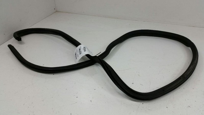 Chevy Impalan Body Door Jamb Seal Gasket Rear Back Right Passenger 2015 2016