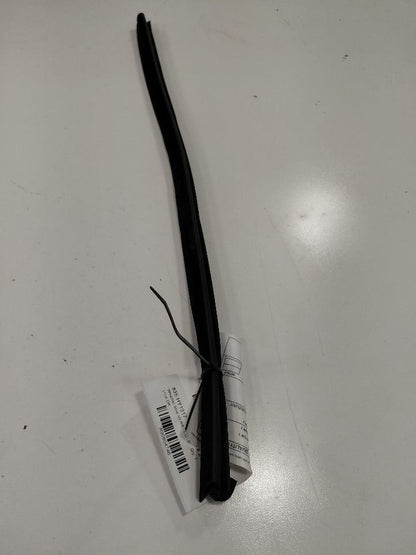 Hyundai Tucson Right Rear Weather Strip Interior  2016 2017 2018