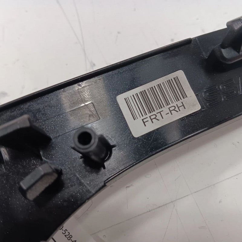 Nissan Rogue Interior Door Handle Bezel Surround Trip Right Passenger Front 2014