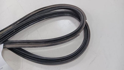 Buick Encore Trunk Lid Hatch Door Rear Back Rubber Seal  2013 2014 201