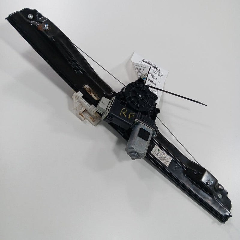 Passenger Right Front Window Regulator Track 4 Door Fits 14-17 FIAT 50