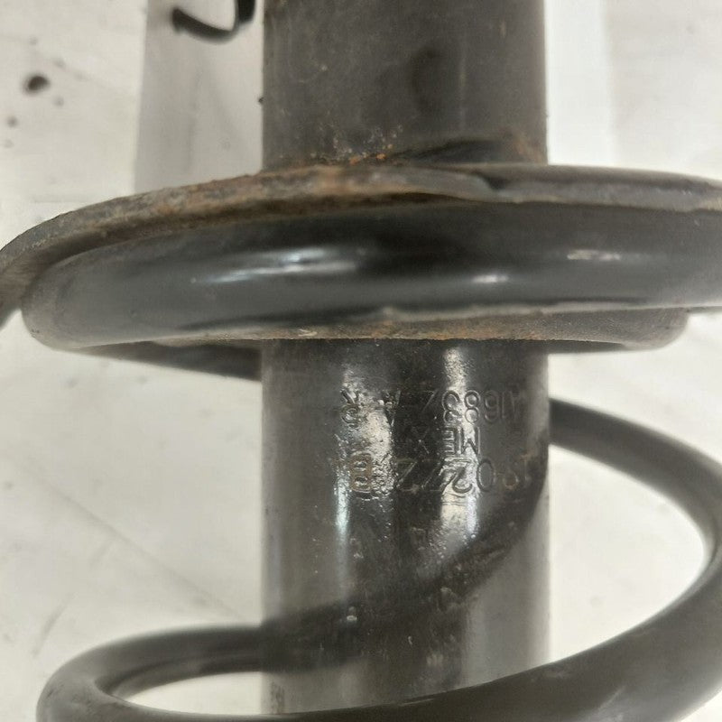 Passenger Right Strut Front Hatchback Note Fits 14-19 Nissan Versa