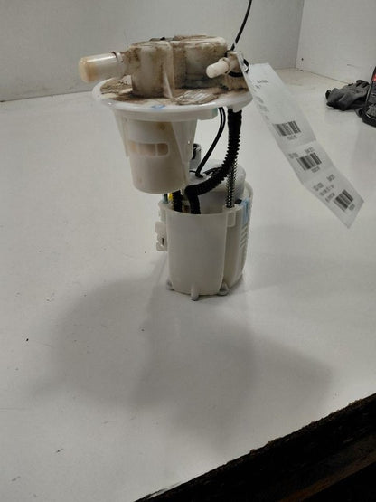 Gas Fuel Pump Assembly Tank Mounted 1.6L VIN 2 Fits 17-19 Kia Soul OEM