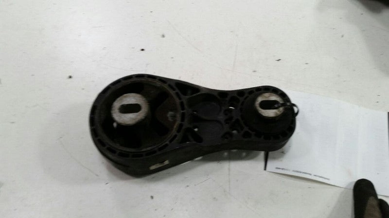 Chevy Traverse Engine Motor Mount Right Passenger 2009 2010 2011 2012