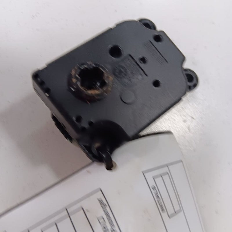 Buick Encore Flap Door Motor Heater AC Door Actuator  2019 2018 2017