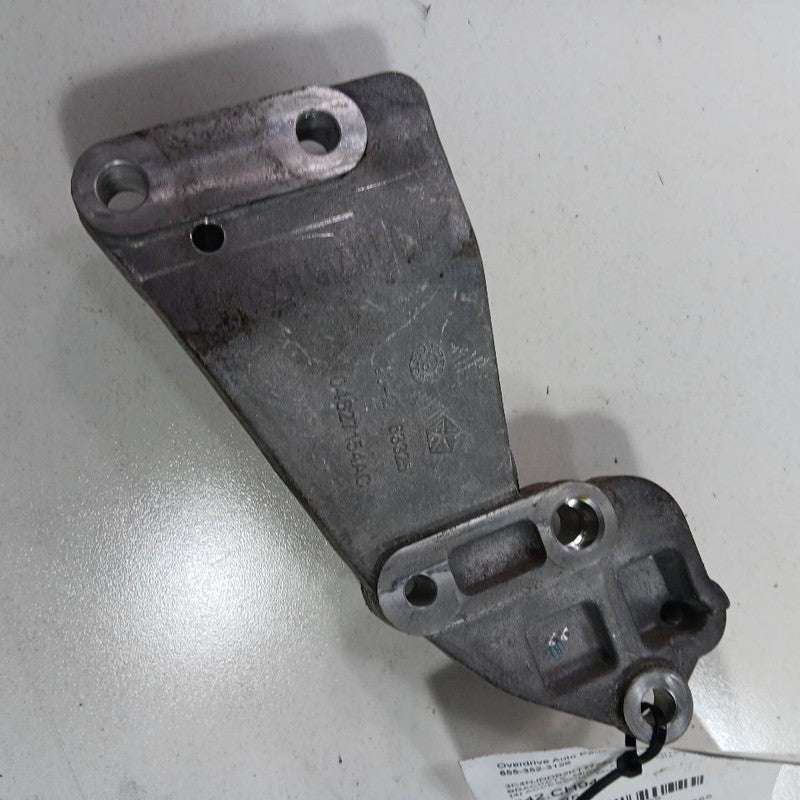 Jeep Compass 2.4 Accessory Mount Bracket  2018 2019 2020 2021