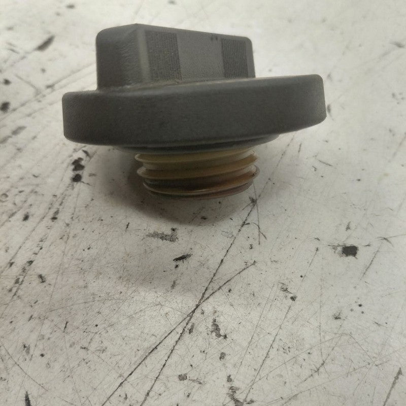 Hyundai Santa Fe Engine Oil Fill Cap 2.0 2019 2020