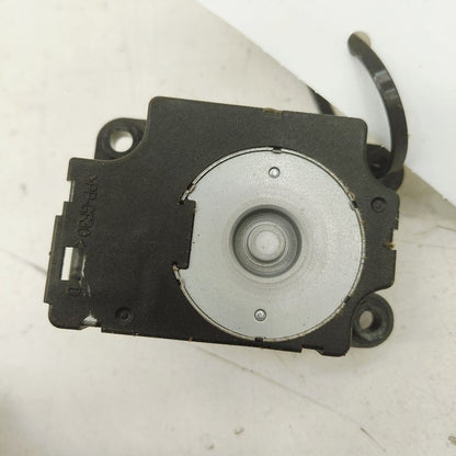 Cadillac XTS Flap Door Motor Heater AC Door Actuator      2016 2017 20