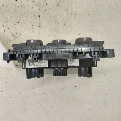 Temperature Control Heat AC Switch With Heated Seat Opt KA1 17-21 Chev
