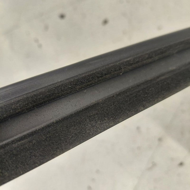 Mitsubishi Outlander   Door Glass Window Weather Strip  Front Left Dri