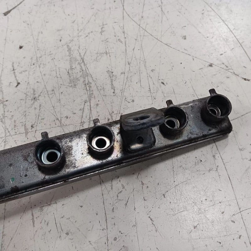 Nissan Kicks Fuel Rail Injection Injector Mount Bar  1.6 2021 2022 2023 2024