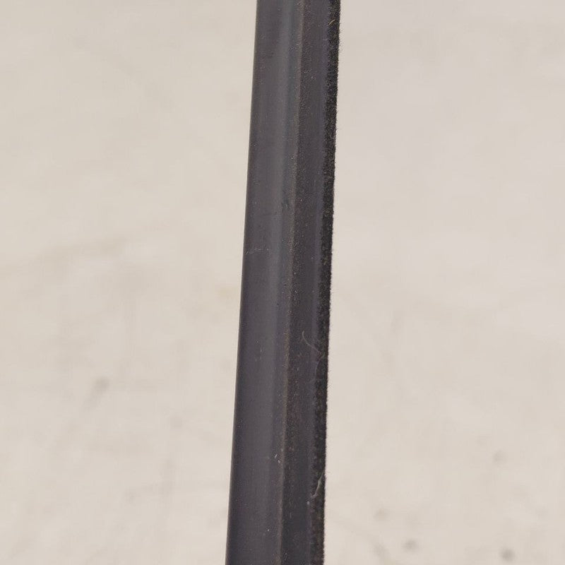 Mitsubishi Mirage Door Glass Window Weather Strip Front Right Passenge