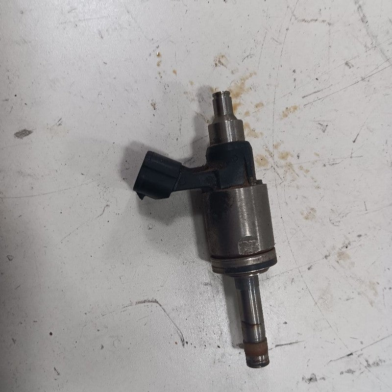 Fuel Injection Injector Fits 17-23 Subaru Impreza OEM