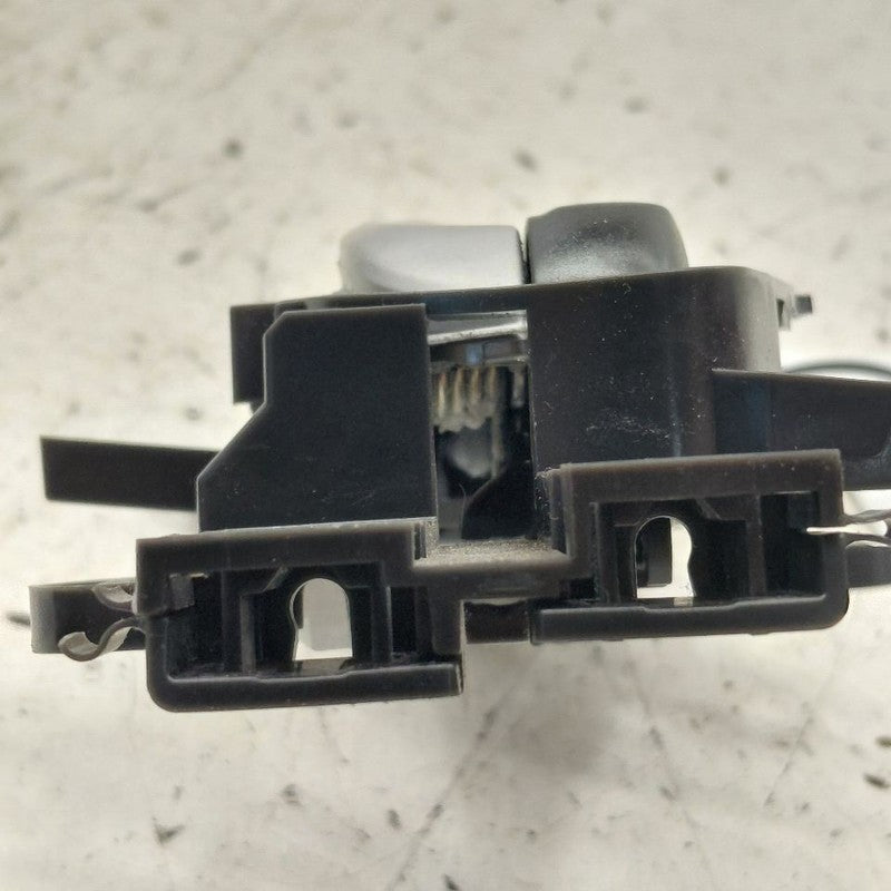 Honda CR-V Door Handle Right Passenger Rear Interior Inside  2019 2018