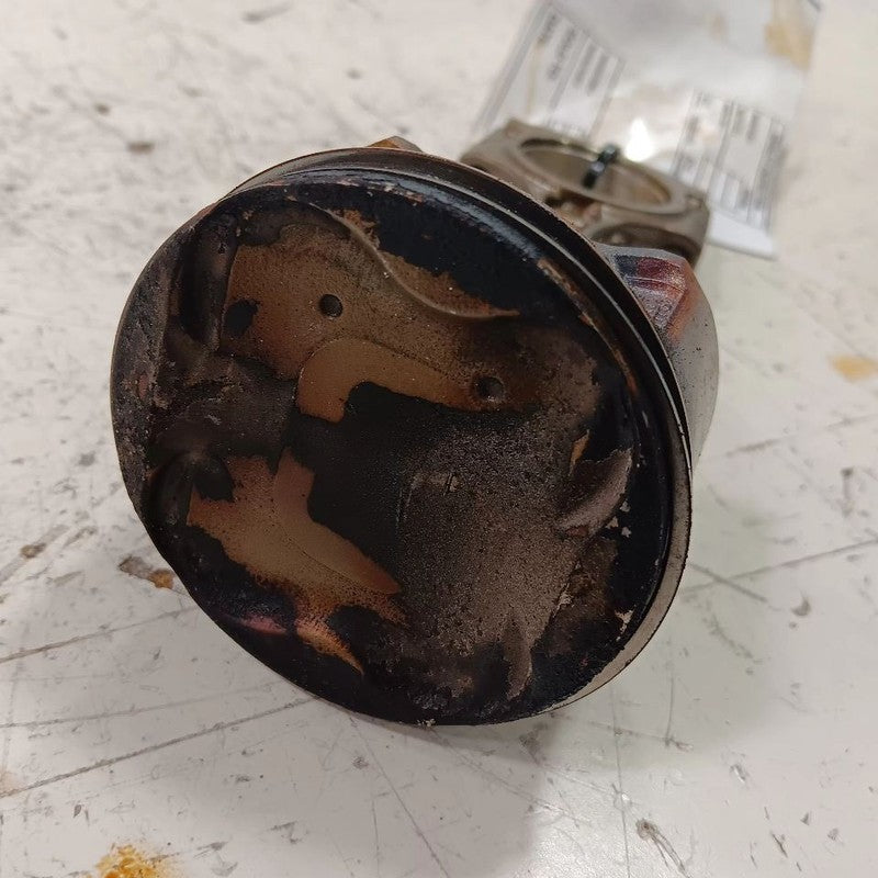 Nissan Kicks Single Piston With Connecting Rod   1.6 2021 2022 2023 2024