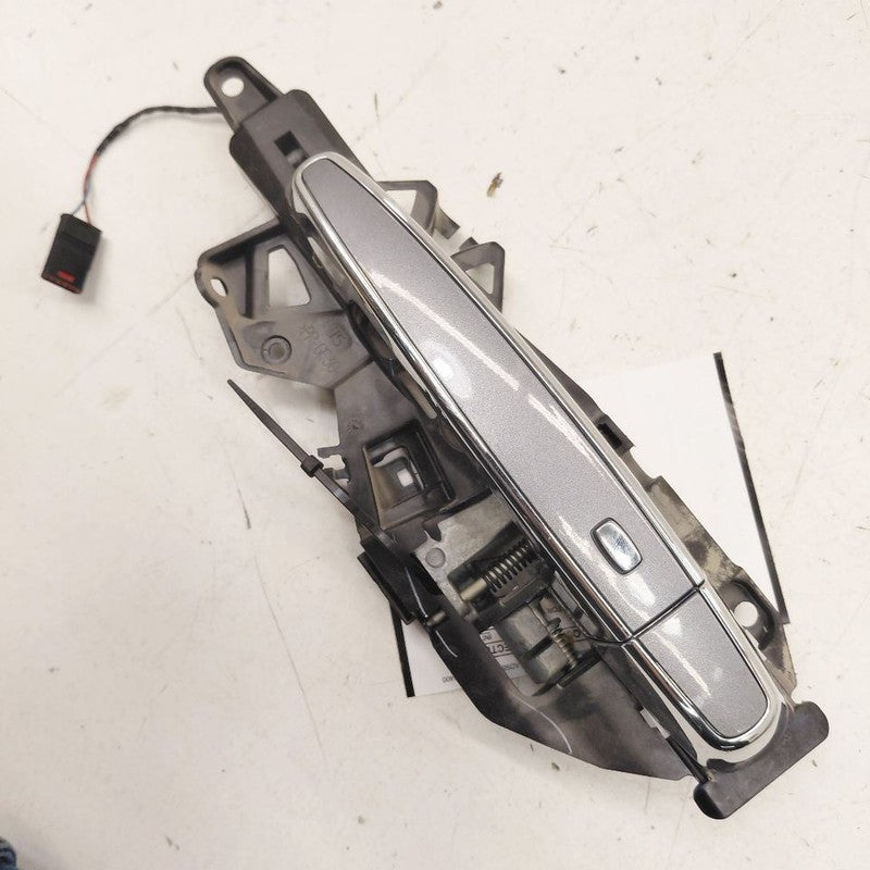 Left Rear Door Handle Exterior Fits 18-24 Chevy Equinox OEM