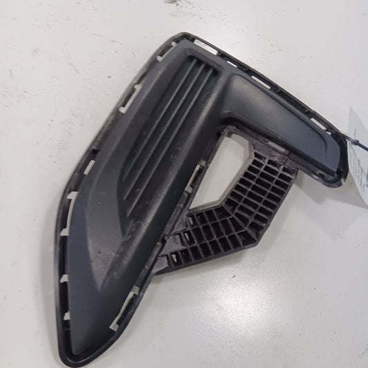 Nissan Sentra Passenger Right Grill Grille Lower Ends Without Fog Lamps 20-23