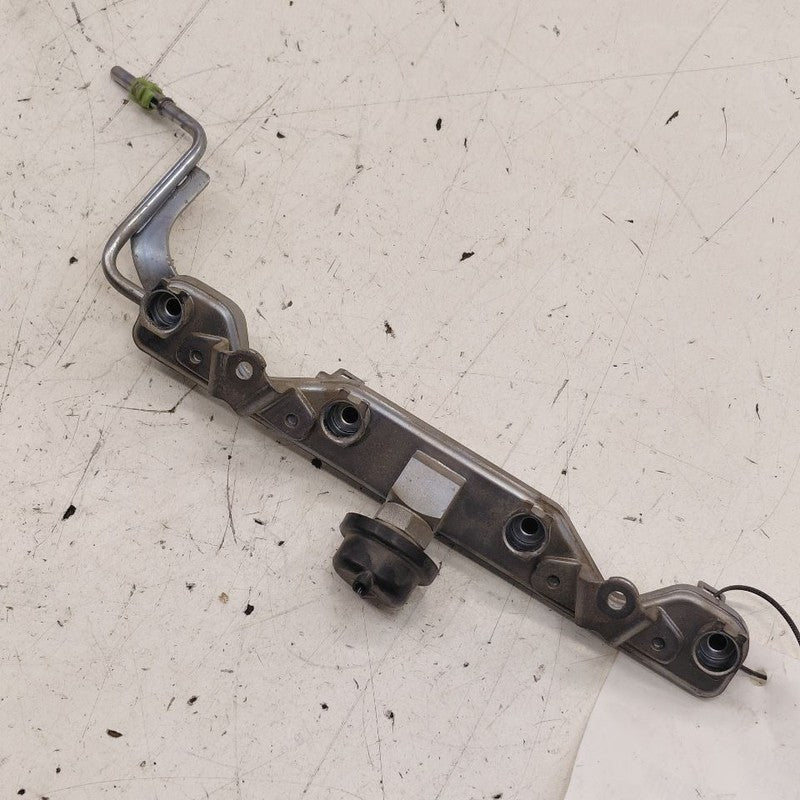 Honda Clarity Fuel Rail Injection Injector Mount Bar  2018 2019 2020