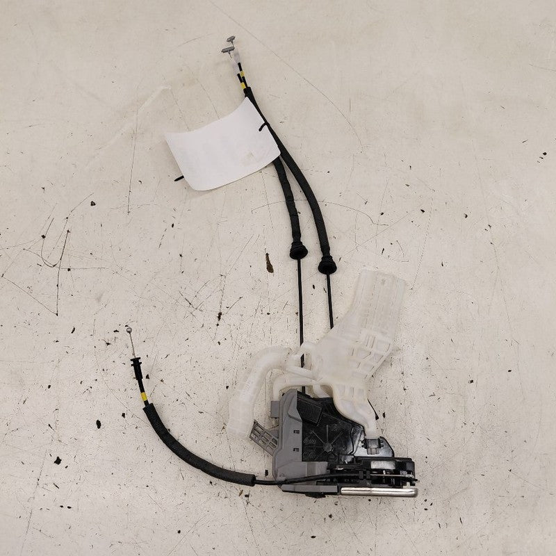 Kia Sorento Door Latch Lock Right Passenger Rear  2018 2017 2016