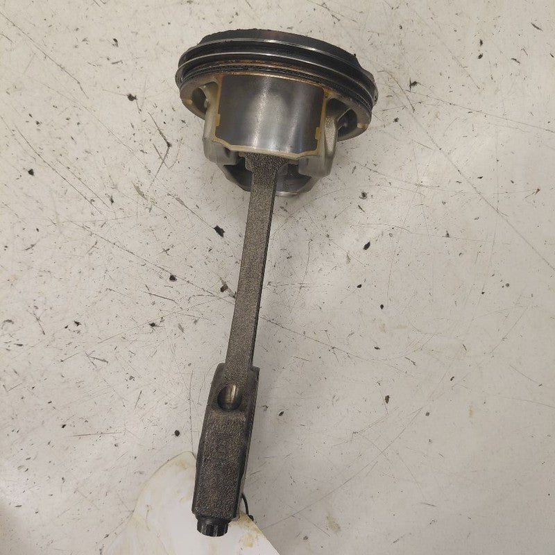 Lexus IS350 Single Piston With Connecting Rod   3.5 2020 2019 2018
