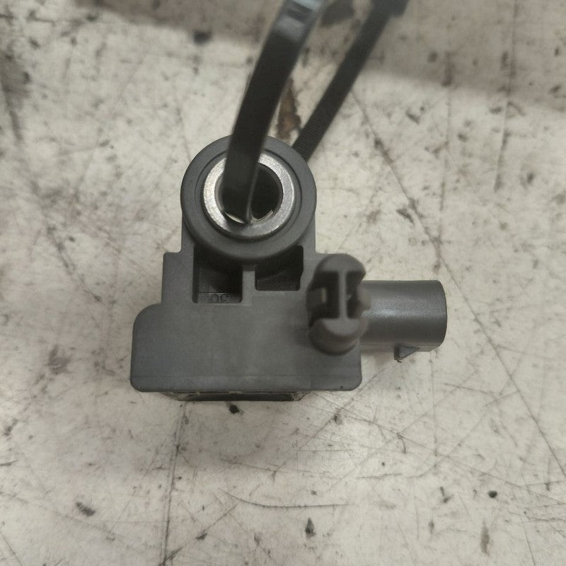 Hyundai Santa Fe Contact Sensor  2019 2020