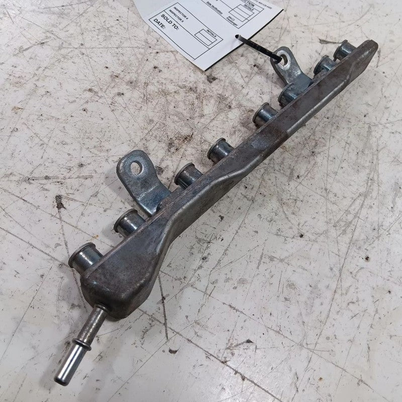 Nissan Kicks Fuel Rail Injection Injector Mount Bar  2021 2022 2023 20