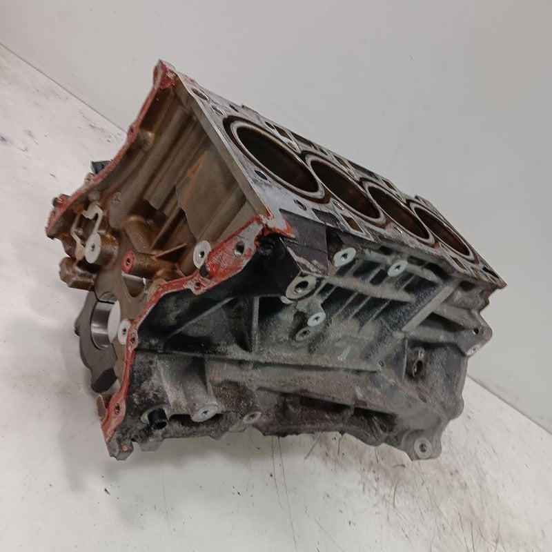 Bare Engine Block 4 Door X Model 2.4L VIN B 8th Digit Fits 16-17 FIAT 