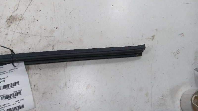 Buick Encore Right Rear Weather Strip Interior  2013 2014 2015 2016 OE