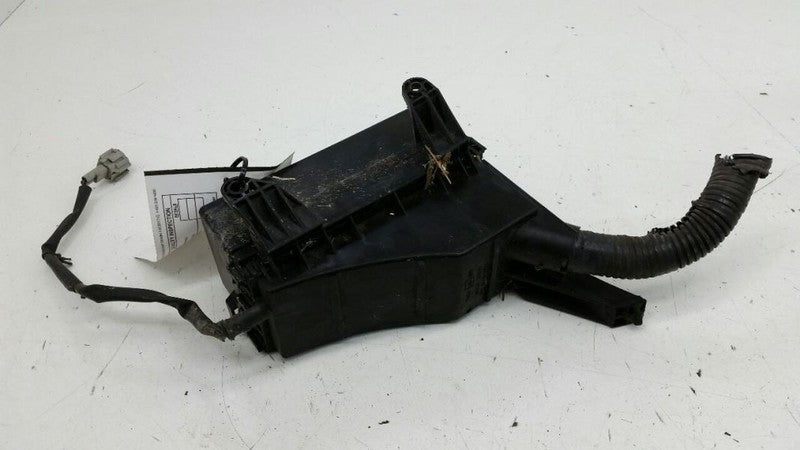 Fuse Box Engine VIN D 4th Digit VQ35DE Fits 02-03 Nissan Maxima OEM