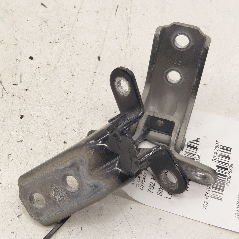 Hyundai Veloster Door Hinge Set Right Front Passenger  2017 2016 2015 