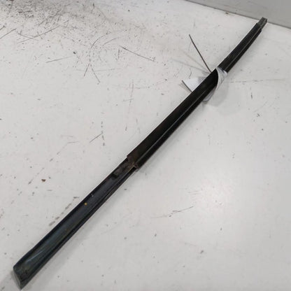 Jeep Compass Door Glass Window Weather Strip Trim Front Right Passenge
