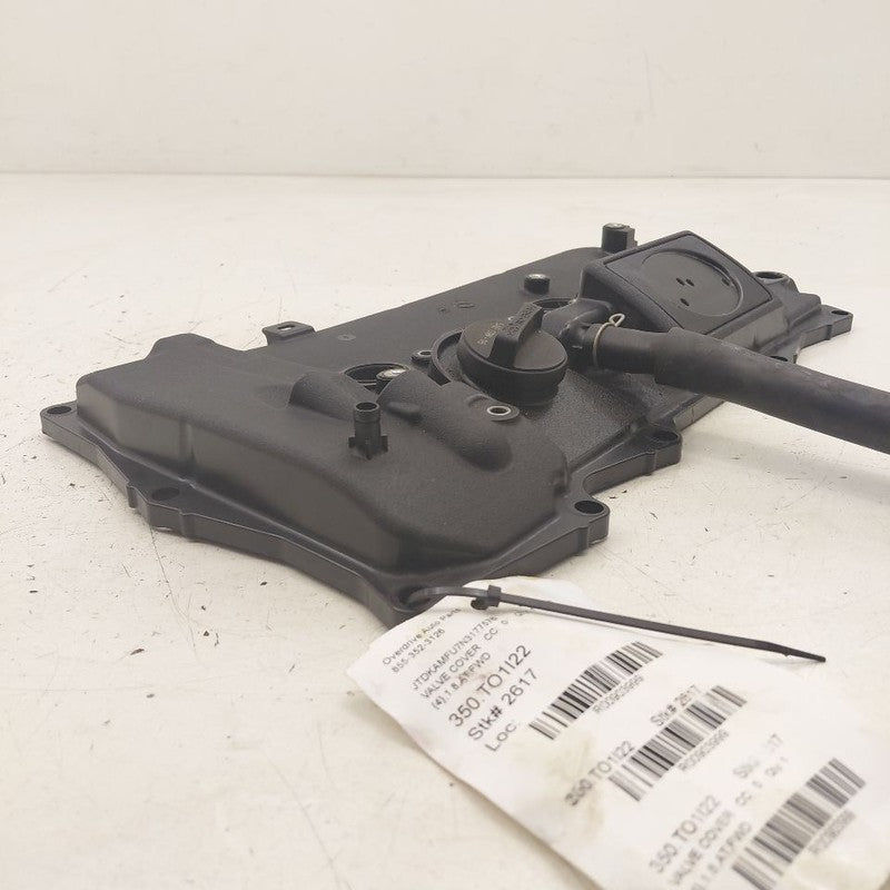 Toyota Prius Engine Cylinder Head Valve Cover  1.8 2022 2021 2020