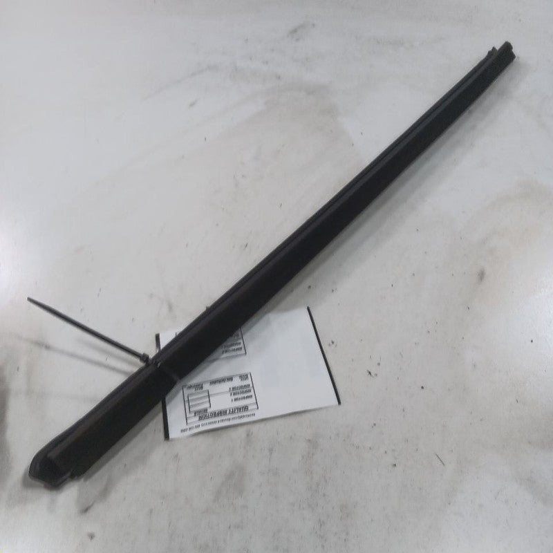 Honda Civic Right Front Weather Strip Interior 2016 2017 2018 2019 OEM