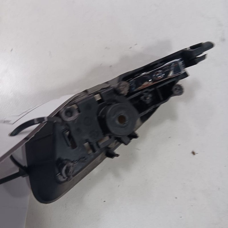 Chevy Malibu Door Handle Right Passenger Front Interior Inside 2019 20
