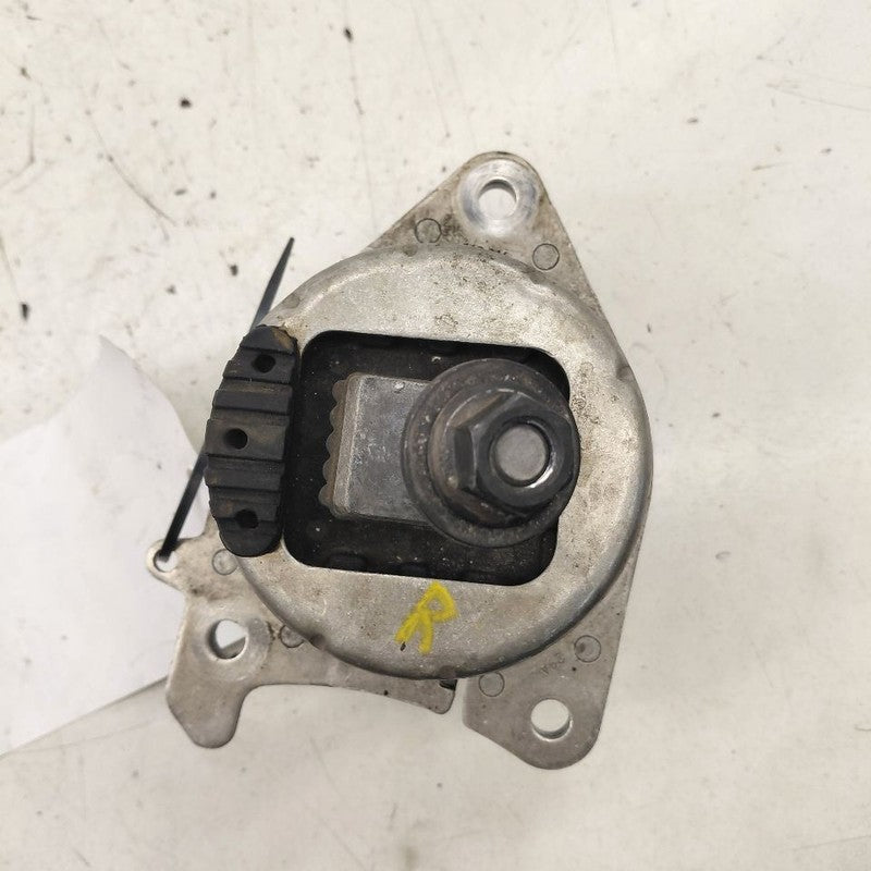 Alfa Romeo Stelvio Engine Motor Mount Right Passenger  2018 2019 2020 