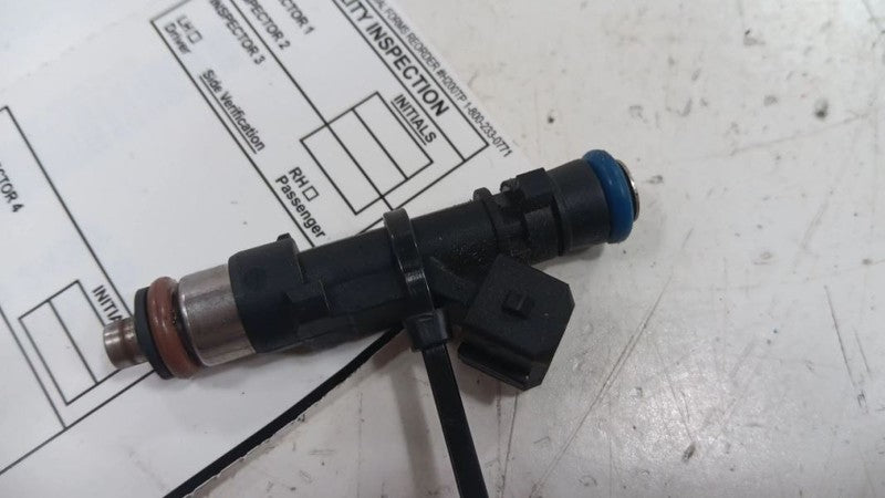 Fuel Injection Injector Fits 11-15 VOLT OEM