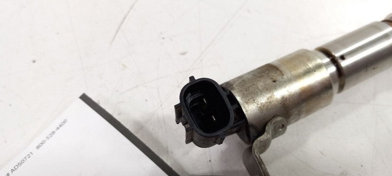 Cadillac CTS Variable Timing Gear Oil Control Valve Solenoid Cylinder 