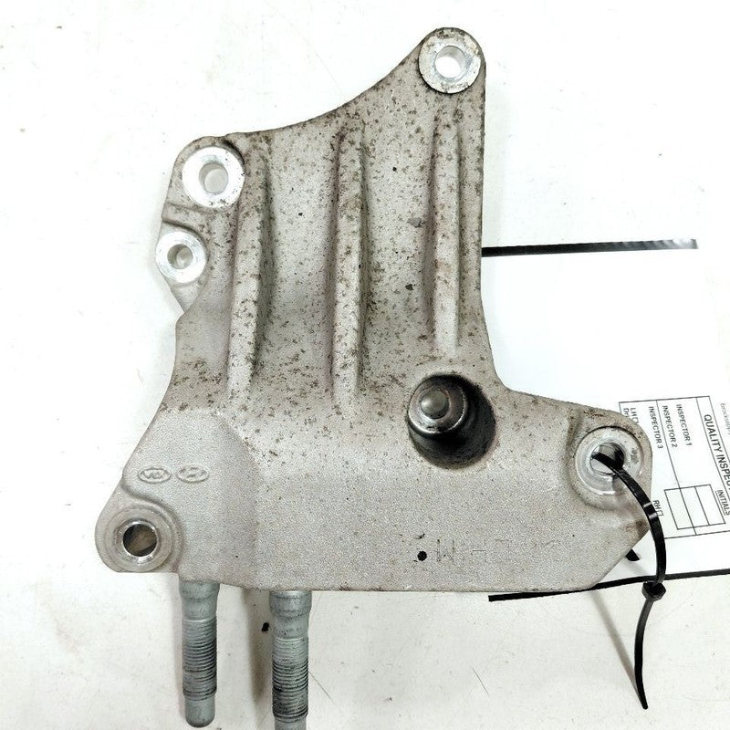 Hyundai Sonata Engine Motor Mount Bracket Right Passenger  2.4 2017 20